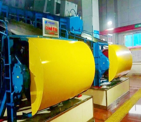 1565398476609638.jpg 丙烯酸聚氨酯漆.jpg